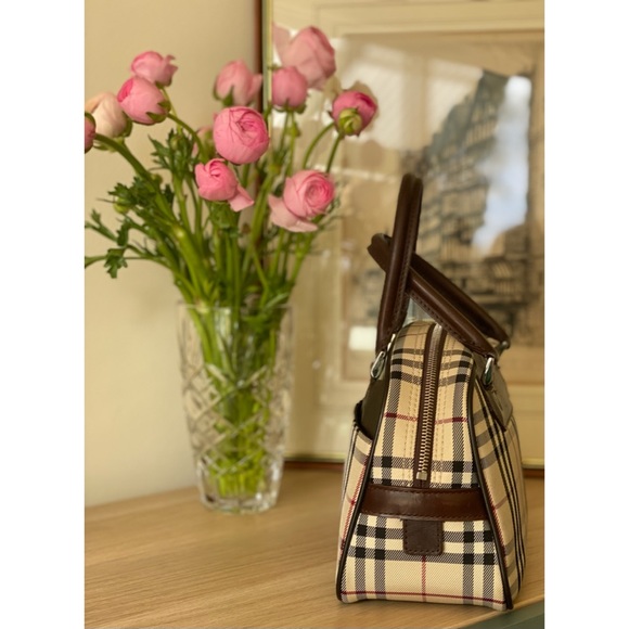 Burberry Vintage Nova Check Leather & Canvas Handbag - Picture 4 of 13